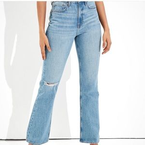 American Eagle 90s Flare Jeans Size 8 Short